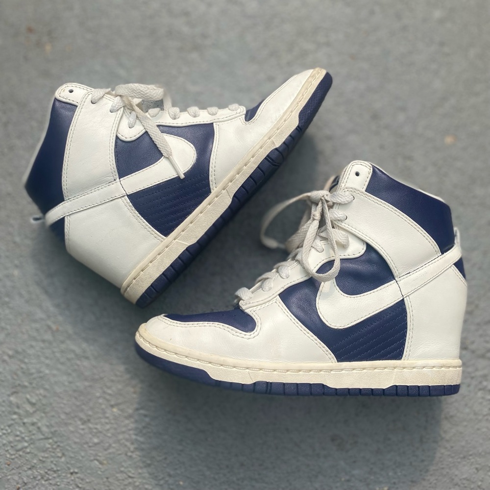 Nike Dunk imperial purple women’s shoe